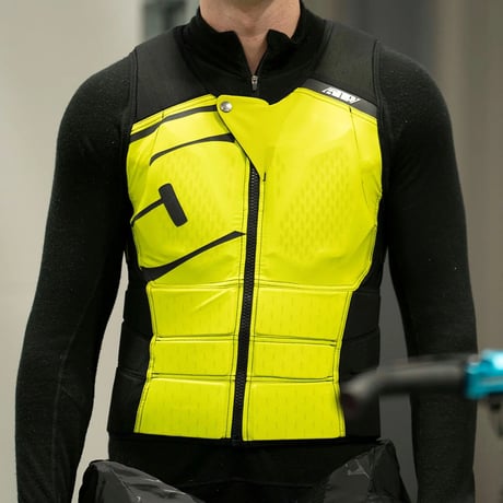 【取寄商品】R-MOR PROTECTION VEST<Hi Vis>