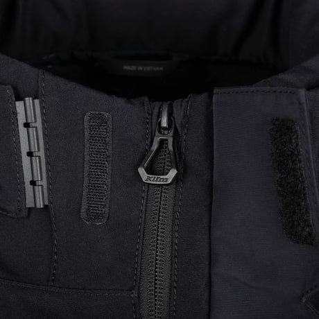 【先行予約】 TERRAIN ONE-PIECE<Black - Monument>中綿タイプ