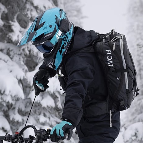 【取寄商品】ATMOSPHERE HELMET<Glacier Blue>　snow向け