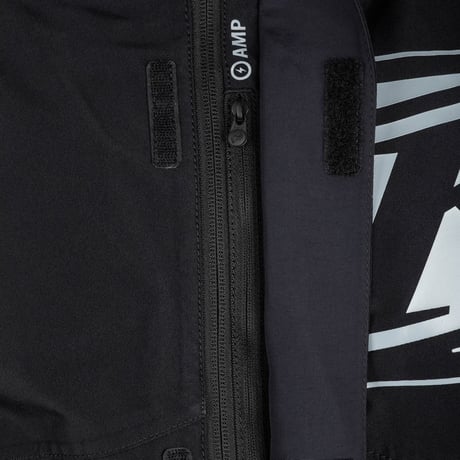 【先行予約】 TERRAIN ONE-PIECE<Black - Monument>中綿タイプ