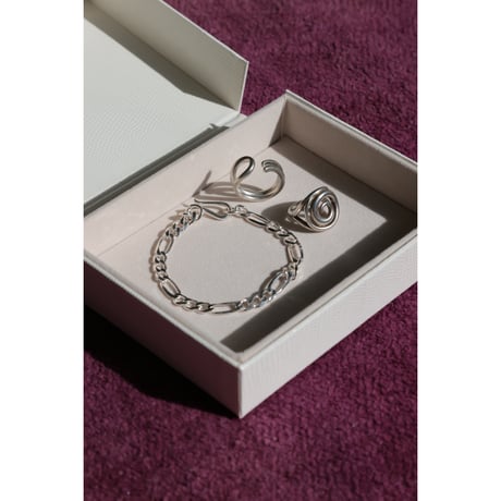 Sapir Bachar "PANCHER BRACELET"