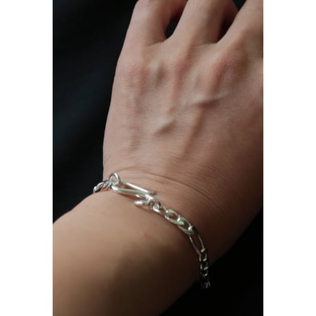 Sapir Bachar "PANCHER BRACELET"