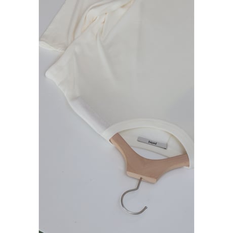 pelleq "SLASH SHOULDER T"