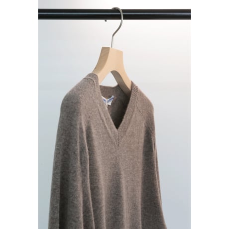 Cristaseya "OVERSIZED V NECK FLANNEL SWEATER"
