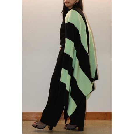 y-yo "Body Wrapped Stole"