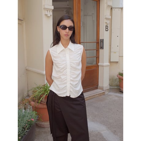 Ernie Palo "Silk Nidom Sleeveless Gather Shirt"