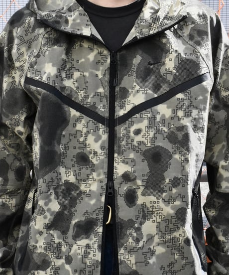 Nike Tech Woven Camo Windrunner Jacket Neutral Olive/Black