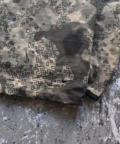 Nike Tech Woven Camo Windrunner Jacket Neutral Olive/Black