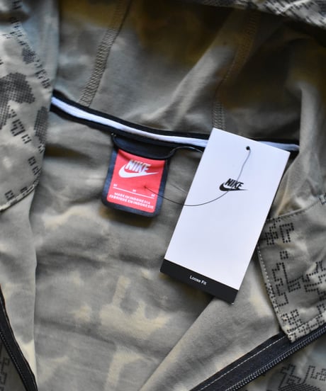 Nike Tech Woven Camo Windrunner Jacket Neutral Olive/Black
