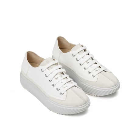 RAY ONE / WHITE