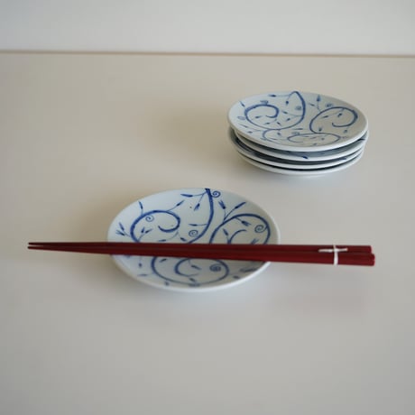 染付唐草４寸皿／砂田政美