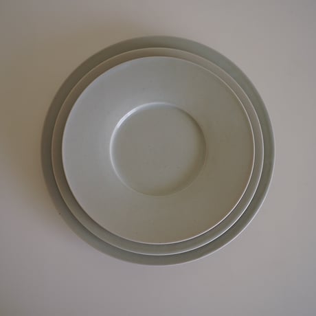 リム皿（リム広）／こいずみみゆき