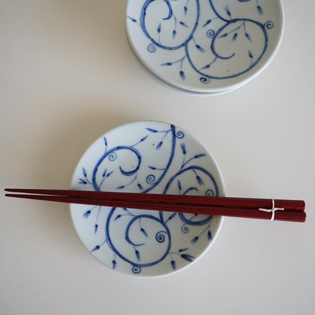 染付唐草４寸皿／砂田政美