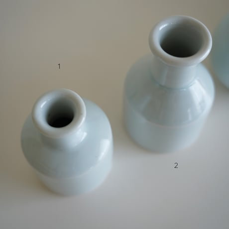 白磁瓶／砂田政美