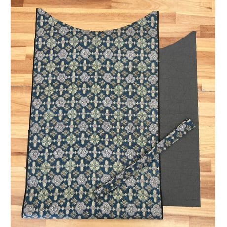 真綿おいねキット　絹kimonoシリーズ　小花絣
