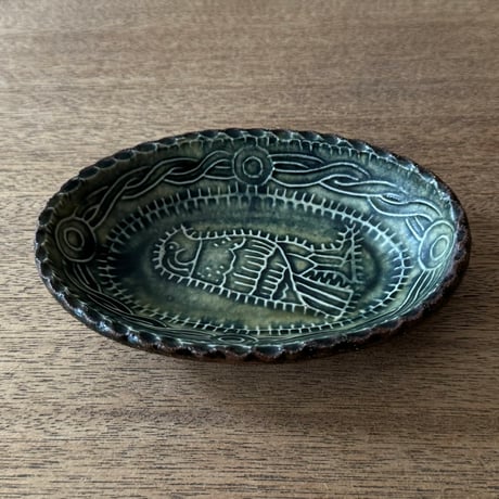 紀窯　中川紀夫　オーバル鉢 鳥押紋 K10F (約13.5×9cm)