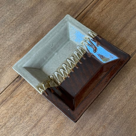 えのきだ窯 榎田智　角皿（大） エ16C (約21×21cm)