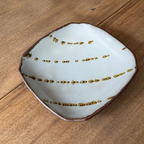 セレン のあ　四角おにぎり皿 セ2B（約22×21.5cｍ）