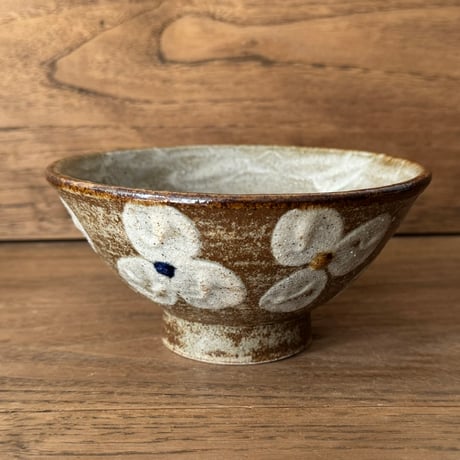 強戸窯　飯碗 (大) Aゴめ大A （直径約13.5cm)