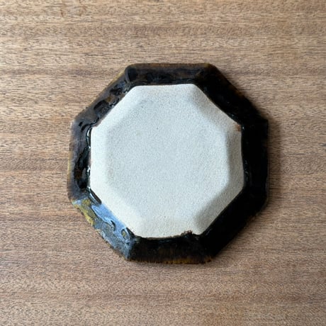 村澤陶苑 村澤享　青銅釉八角皿 ム10B (直径約18cm)