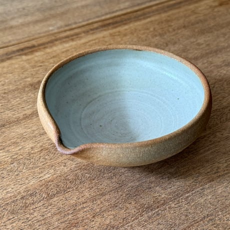川尻製陶所　片口浅鉢 K4浅A （直径約12cm)