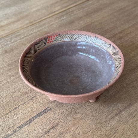 ツグムイロ　3本足リム鉢(A) T11 (直径約13.5cm)