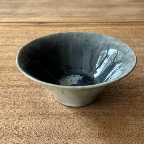 村澤陶苑 村澤享　青灰釉小鉢 ム7A (直径約15cm)