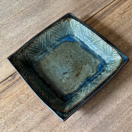 中嶋窯　 6寸押紋角鉢 ナ20A (約18.5×18.5m)