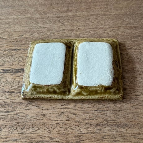 うちだちはる　角わかれ皿 U16B (約11.5×8cm)