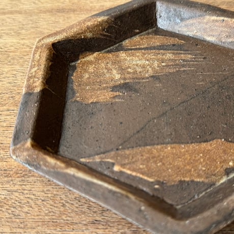陶房カタチ　 6角皿 カ2F （約15.5×15.5cm)