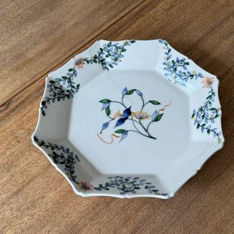宮田竜司　呉須赤絵面取輪花皿（大）  ミ1（直径約24cm)