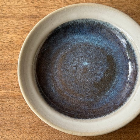 村澤陶苑 村澤享　藁灰釉皿 ム19B(直径約18.5cm)