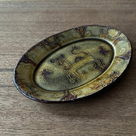 紀窯　中川紀夫　オーバル皿 獅子押紋 K13A (約17×12cm)