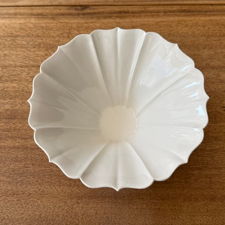 宮田竜司　稜花鉢 （中）  ミ26 (直径約20.5cm)