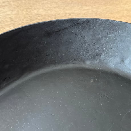 野鍛冶やまご　ちょっと深めの鉄フライパン 26cm や26
