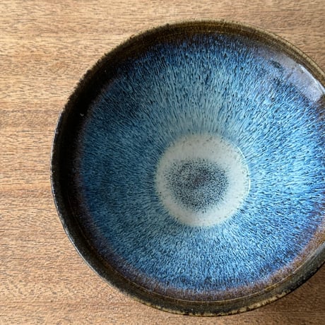 村澤陶苑 村澤享　藁灰釉小鉢 ム21A (直径約15cm)