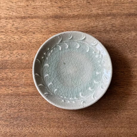 中嶋窯　半磁器イッチン小皿 ナ6B (直径約12cm)