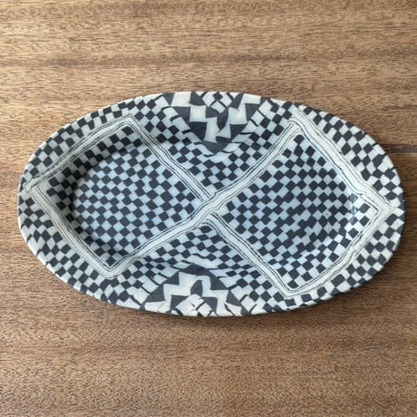 Nerikomico リムオーバル皿 N15A（約24×14.5cm)