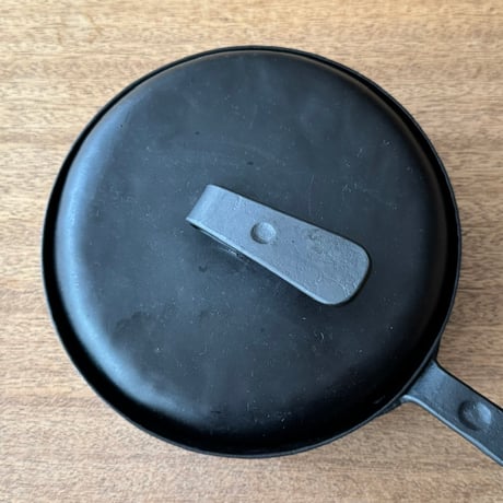 野鍛冶やまご　ちょっと深めの鉄フライパン＆ふたセット 18cm や18フタセット