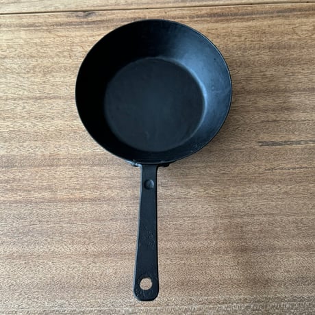 野鍛冶やまご　ちょっと深めの鉄フライパン＆ふたセット 18cm や18フタセット