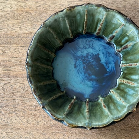 村澤陶苑 村澤享　青銅釉稜花しのぎ小鉢 ム11B (直径約13.5cm)