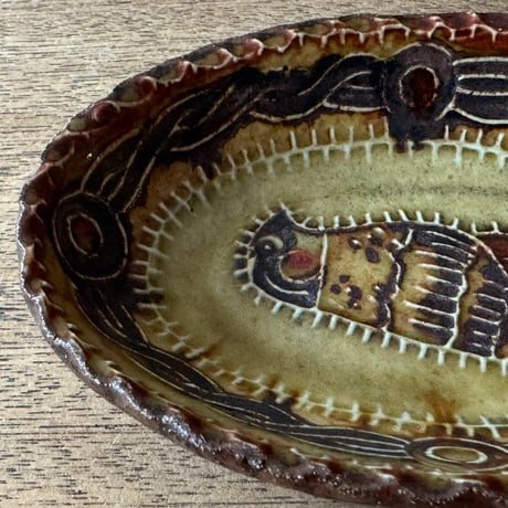 紀窯　中川紀夫　オーバル鉢 鳥押紋 K10B (約13.5×9cm)