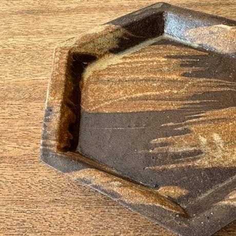 陶房カタチ　 6角皿 カ2E （約15.5×15.5cm)