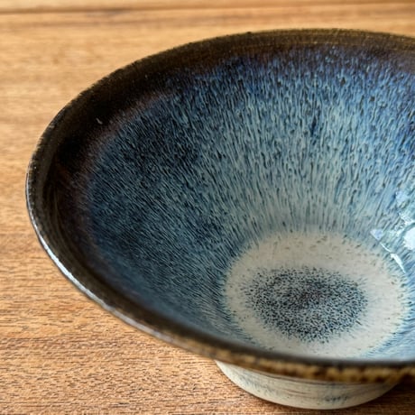 村澤陶苑 村澤享　藁灰釉小鉢 ム21A (直径約15cm)