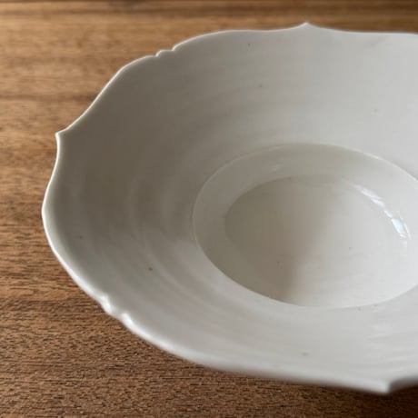 宮田竜司　稜花リム鉢 ミ29A (直径約16cm)