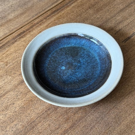 村澤陶苑 村澤享　藁灰釉皿 ム19A (直径約18.5cm)