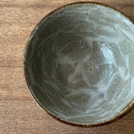 強戸窯　飯碗 (大) Aゴめ大A （直径約13.5cm)