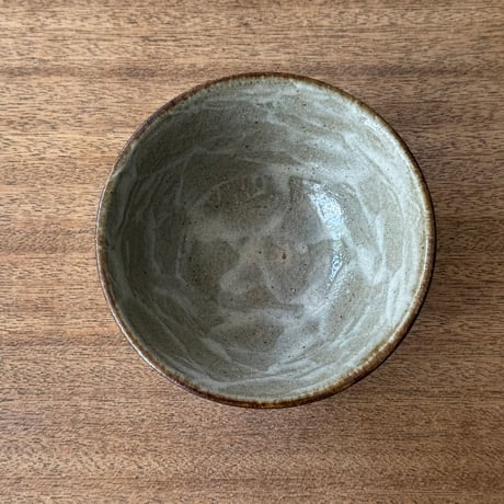 強戸窯　飯碗 (大) Aゴめ大A （直径約13.5cm)
