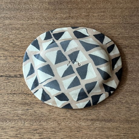 Nerikomico リムオーバル皿 N4A（約15.5×13cm)