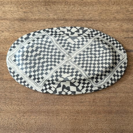 Nerikomico リムオーバル皿 N15B（約24×14cm)